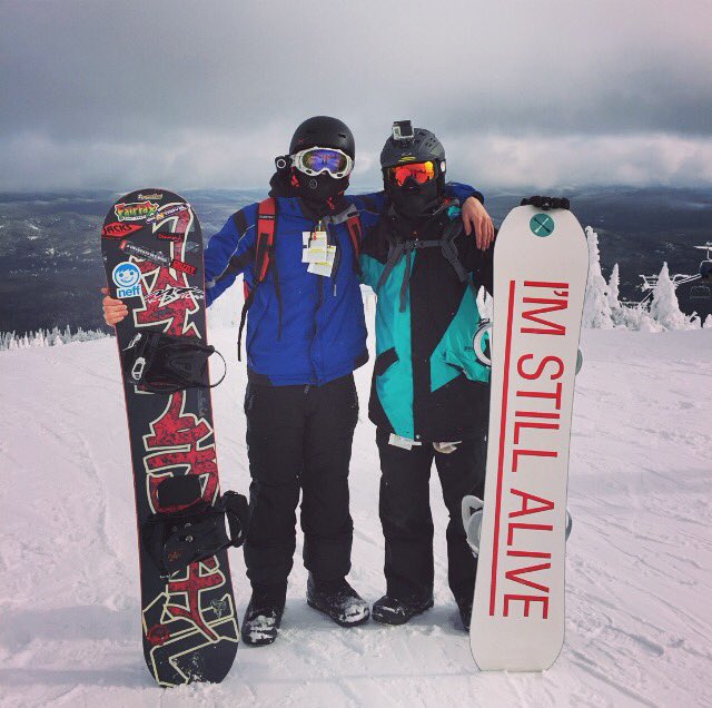 Brandon4wilson's tweet photo. You shred eh? #canada 🇨🇦 https://t.co/h0no7speN2