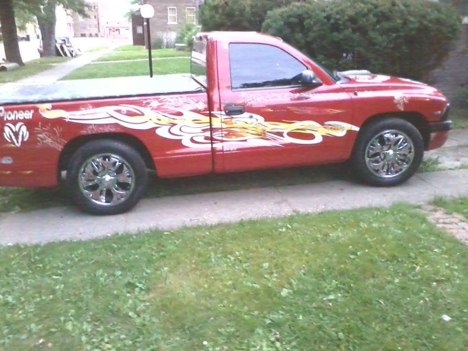 Srtinnovator's tweet photo. @Chrysler 1999 Dodge Dakota Sr/t. I Willie Melton am the true innovator. Ralph Gilles is a fraud. https://t.co/jPCZMuLmGX