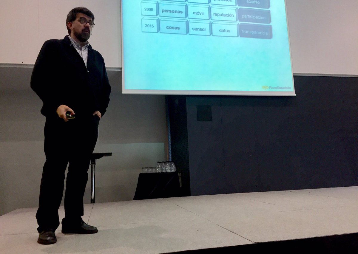RicardoBacchini's tweet photo. Gracias @genisroca y @RocaSalvatella por las reflexiones sobre ética en la cultura digital #vged2017 #etica #DigitalEconomy https://t.co/IIoUVkDWvj