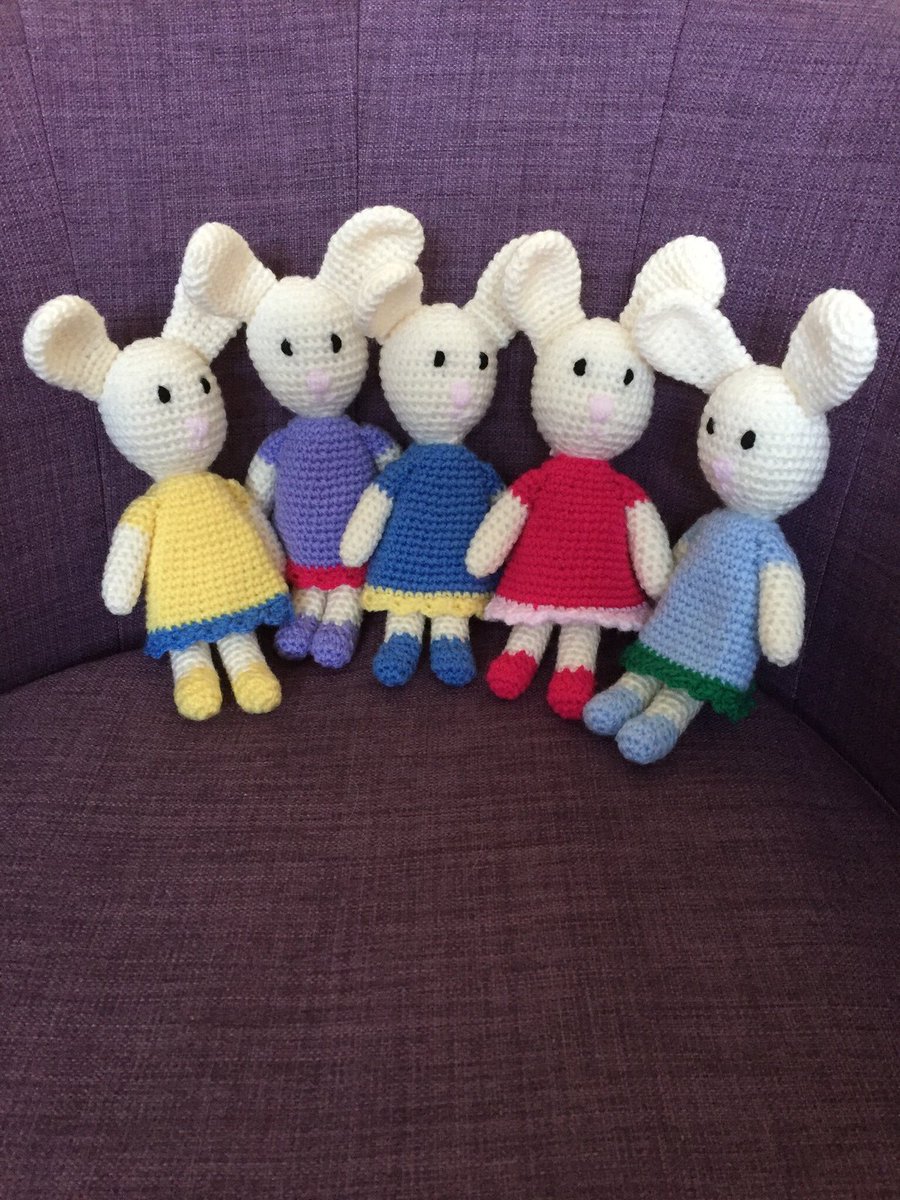Tanyawarren's tweet photo. #Bunnies! 🐰handmade   #FlockBN #eshopsuk #TWDA #UKSOPRO #mummybloggers #giftideas #gift https://t.co/MYVQqWh5QV https://t.co/18hfUpHroV