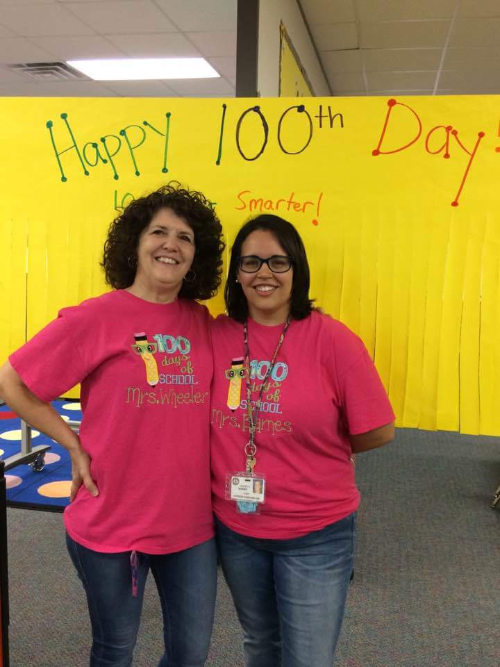 AndreaBarnes83's tweet photo. It's the 100th day of school!! #HorneProud #KinderBilingue #morefunpicstocome @CyFairISD @HorneElementary @GR_Houston https://t.co/Oju9QVpHX1