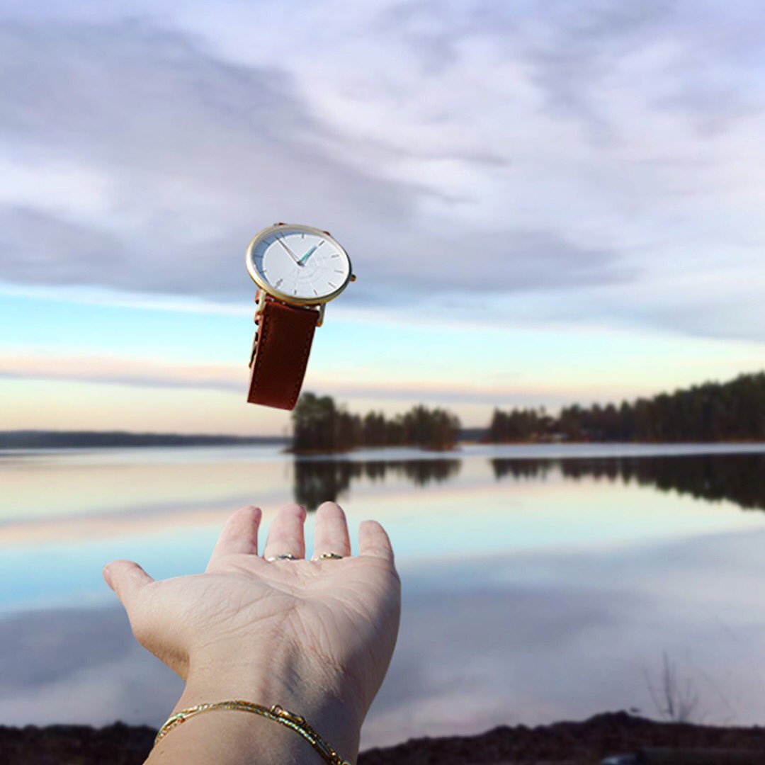 AVORATIMES's tweet photo. “The right time is always now.” – #avøratimes #travel #unique #roamtheplanet #lifeofadventure https://t.co/v3LCXCL0IJ