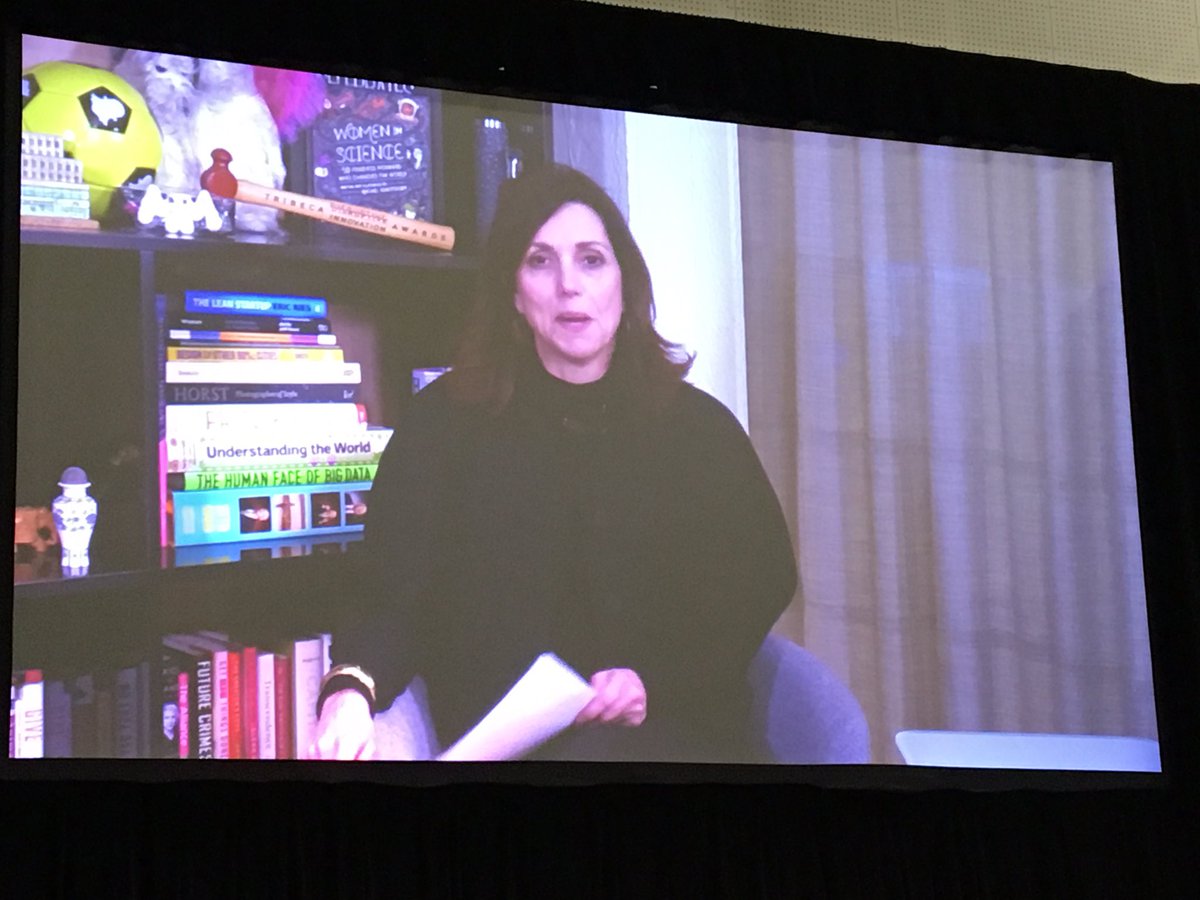 ccaron's tweet photo. @bethcomstock on being an emergent leader - need to be resilient, follow the info flow, and adapt. #GEwls2017 #vuca @GEWomensNetwork https://t.co/CZ8jsi3TCC