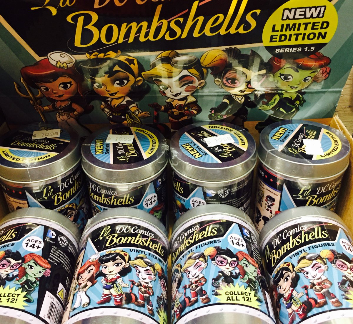 StMarksComicsNY's tweet image. NEW #dcbombshell vinyl figures makes the perfect #ValentinesDay gift for that special someone in your life!