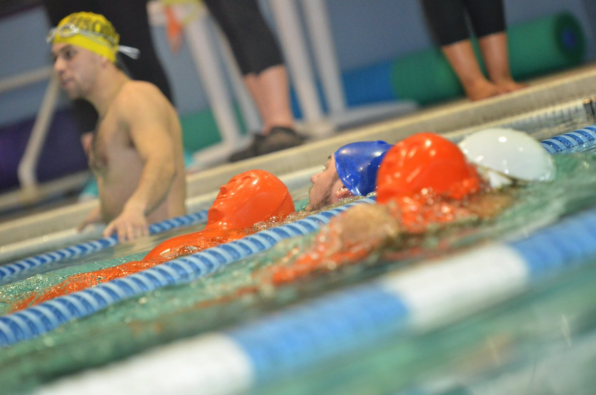 LifesavingMB's tweet photo. More #ThrowbackThursday with Manikin relay action at the 2015 Manitoba Lifeguard Championships. #MLC2015 #lifesavingsport #TBT https://t.co/J4Ivy5LySW