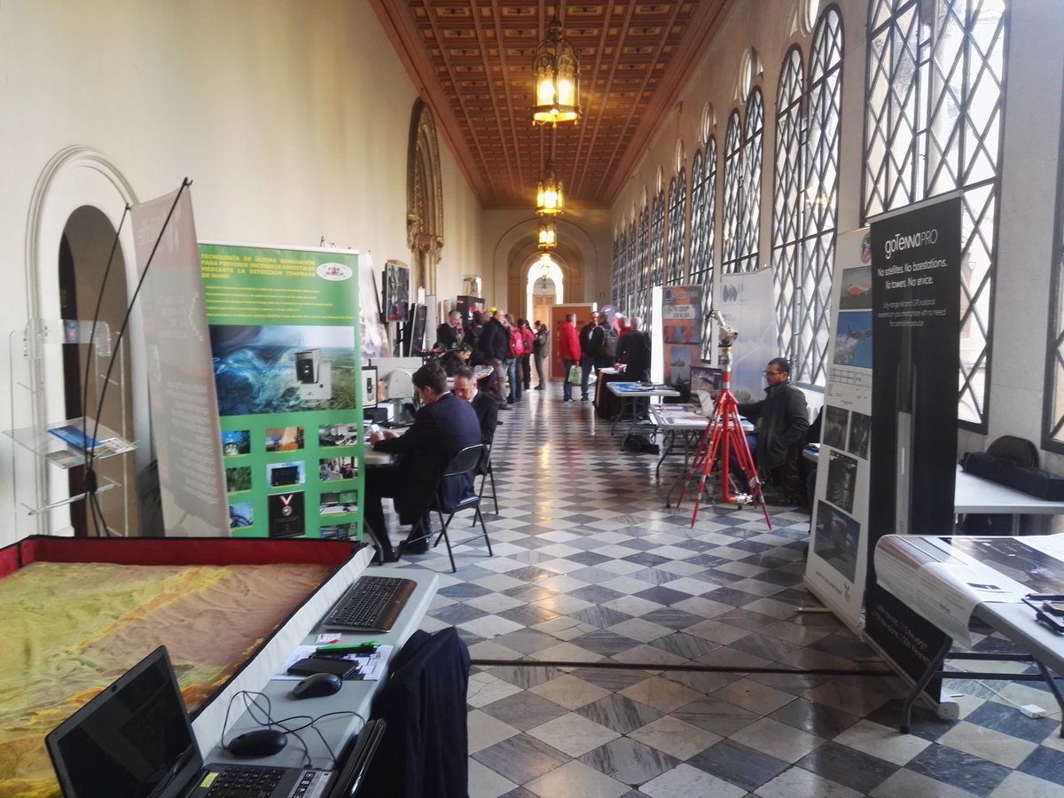 AT_Brif's tweet photo. Un placer participar en congresos #2017WFSS & #iCOPFires #Barcelona gran nivel y buena compañia.Gracias @PauCostaF @IAWF Mañana fieldtrip!👷🔥 https://t.co/NpMalzJQPX
