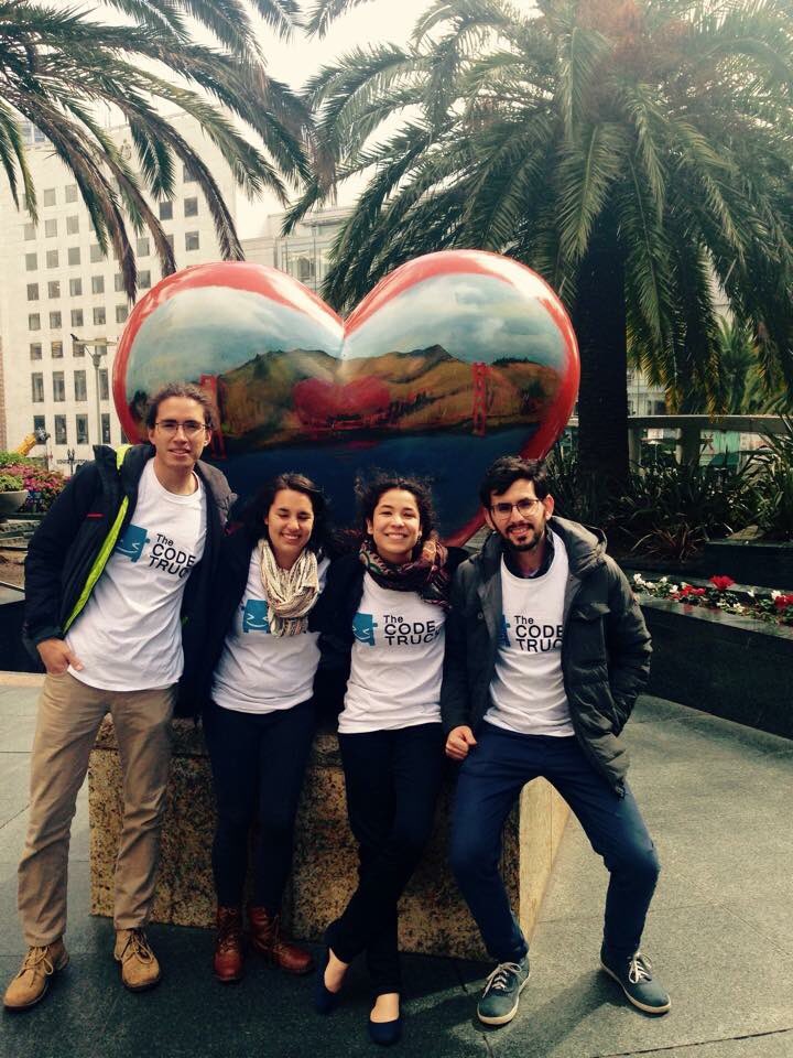 myleneymylene's tweet photo. Representando a México 🇲🇽 en @hultprize  San Francisco cal #ThrowbackThursday #teamITAM minds #mylenecano 💡 https://t.co/TyuOvwth9n
