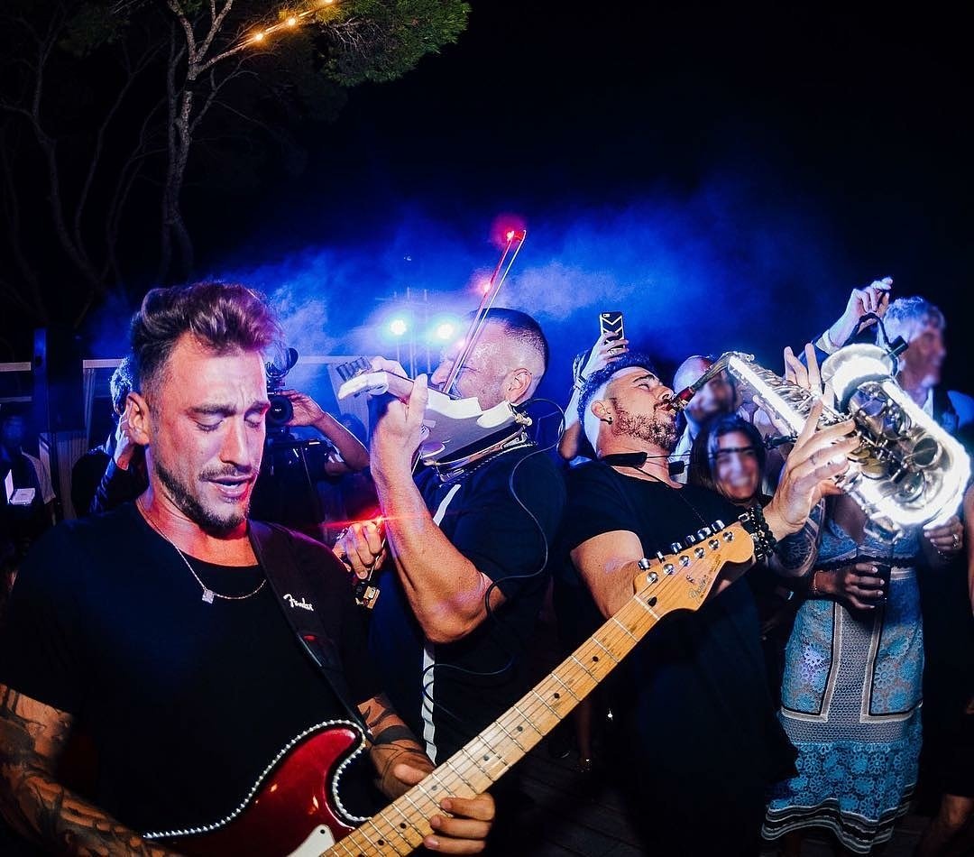 m3showlive's tweet photo. Private party?  We want to share it with you! 🎻🎷🎸
More info at https://t.co/7spxUFXWfR https://t.co/VXuoQMJ7cD