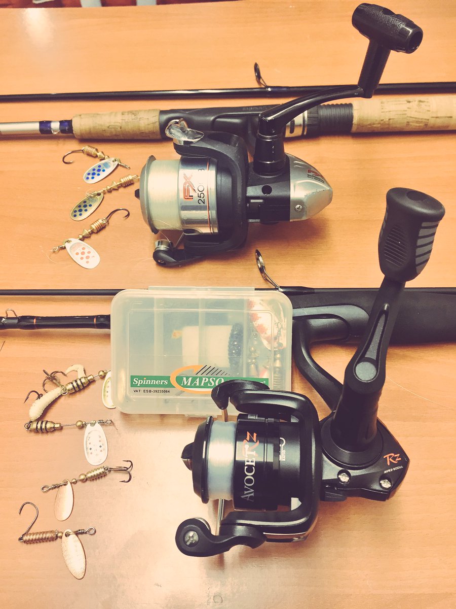EsPesca's tweet photo. Ya están preparados los equipos ultra ligeros de #pesca a cucharilla y mosca ahogada #shimano #mitchell #rods #reels #mapso @LukrisSL https://t.co/Nxv3467p2f
