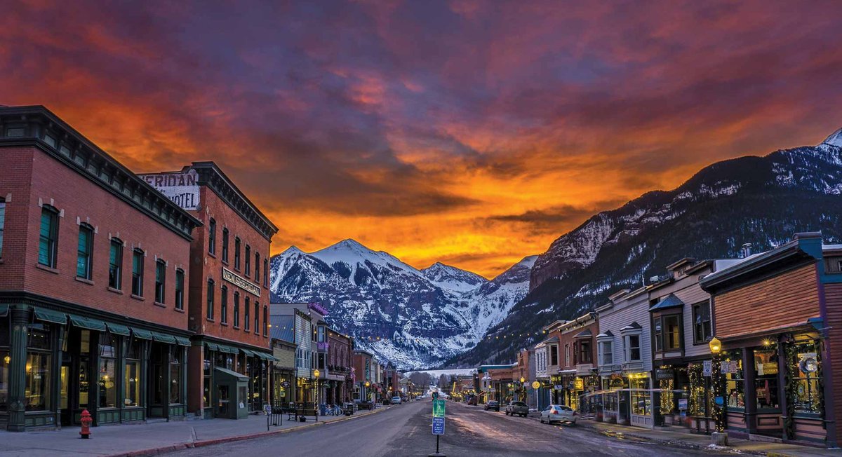 Find laid-back #luxury with Old West flair in #Telluride, #Colorado. Which experiences are a must? Check it: bit.ly/2jvjYnh #ski
