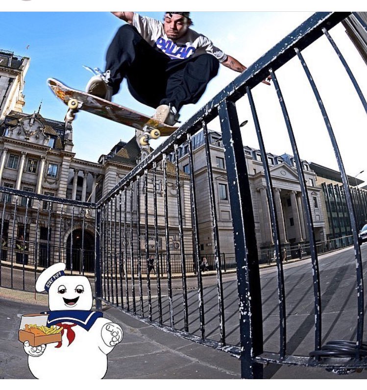 karimpwbc's tweet photo. Ollie somewhere in city! https://t.co/Q9vgcycvPy