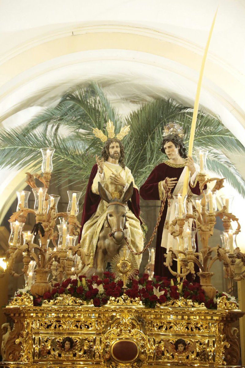 El próximo Domingo dia 5 de Febrero a las 12:00 de la mañana en la casa hermandad se realizara la igualá de la cuadrilla de costalero.