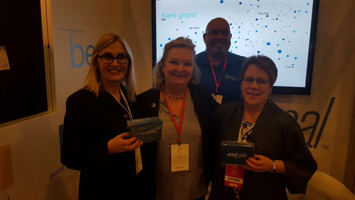 Feeling connected to some very smart women at our <a href="/freemanavcanada/">Freeman AV Canada</a> booth <a href="/ogcsae/">CSAE Ottawa-Gatineau Network</a> #teteatete