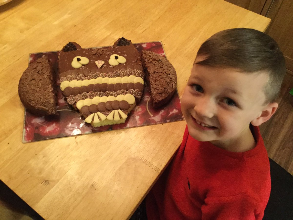 LAFBite's tweet photo. @PFPSMrsW Alfie has been busy after school today, he wanted to share his cake with you, he's done his own recipe sheet for you to see too. 😄 https://t.co/hFSfX8NtU3
