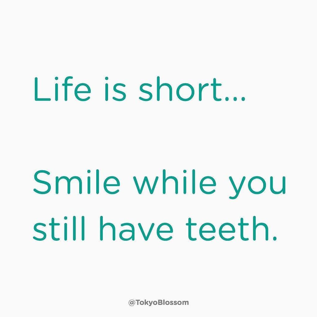 TokyoBlossom's tweet image. I saw this somewhere and guys... let's just get all our smiling in now. 😂😂😂 .

#laughteris… ift.tt/2k1uUXr