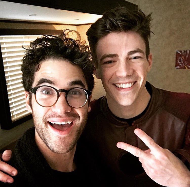 Darren_Everett_'s tweet photo. The last time I worked with this dude, HE was the bad guy singing at me. Oh how the tables have turned, @grantgust. Talk about a #tbt https://t.co/yBqclFyWqY