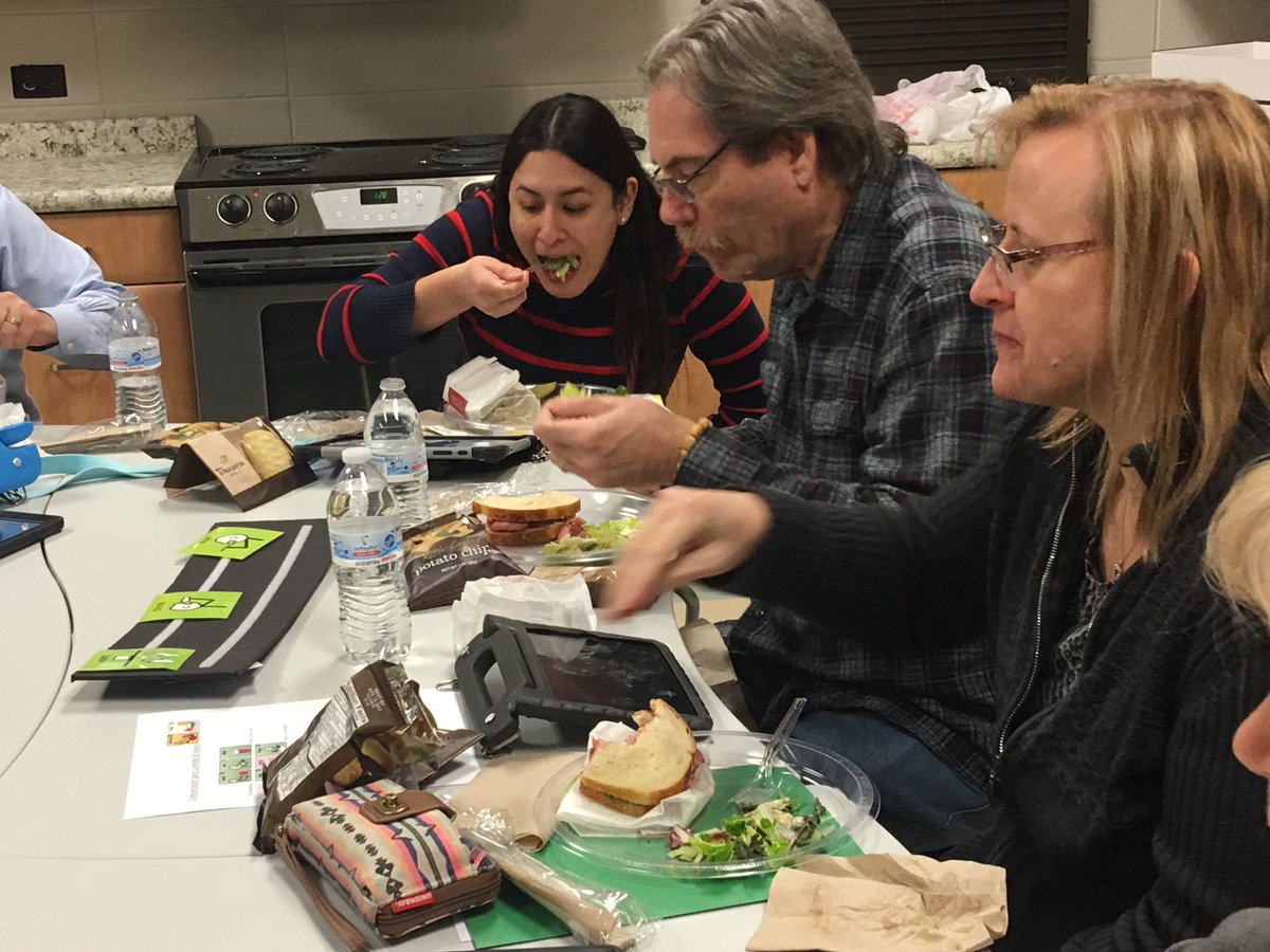 Mason_CCMiner's tweet photo. Parents at Kirk School use aided language to ask for dinner during the training 'Practice, Practice, Practice: Communication at Home". https://t.co/gE9joWeTG2