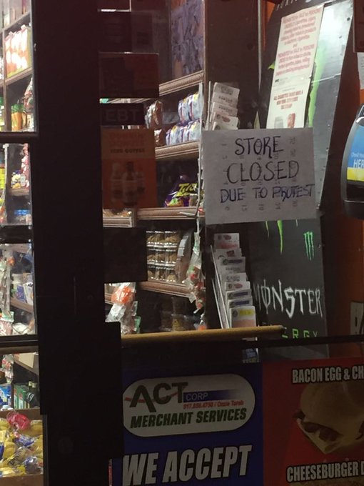 all I wanted was a dutch. thanks trump https://t.co/p6Awch5fVk<a href="/tag/thecrownera"class="tags"><span>#thecrownera</span></a>