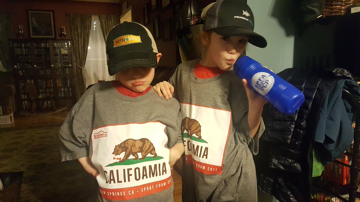 JMaxwell522's tweet photo. @SprayFoam_com the little ones love the new swag! You guys rock. #SPFAShow #sprayfoam https://t.co/0DNBBkJntm