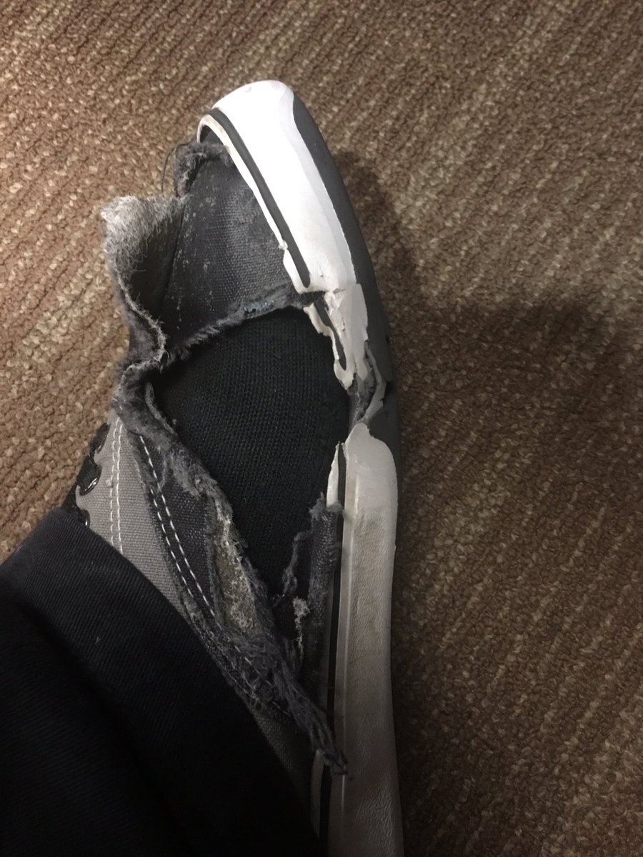 OG_Wheels's tweet image. I remember when @adidasoriginals Hard shells were 50$ &amp;amp;lasted months, now I gotta buy cheap shoes that last a month #crippled #lowerclass