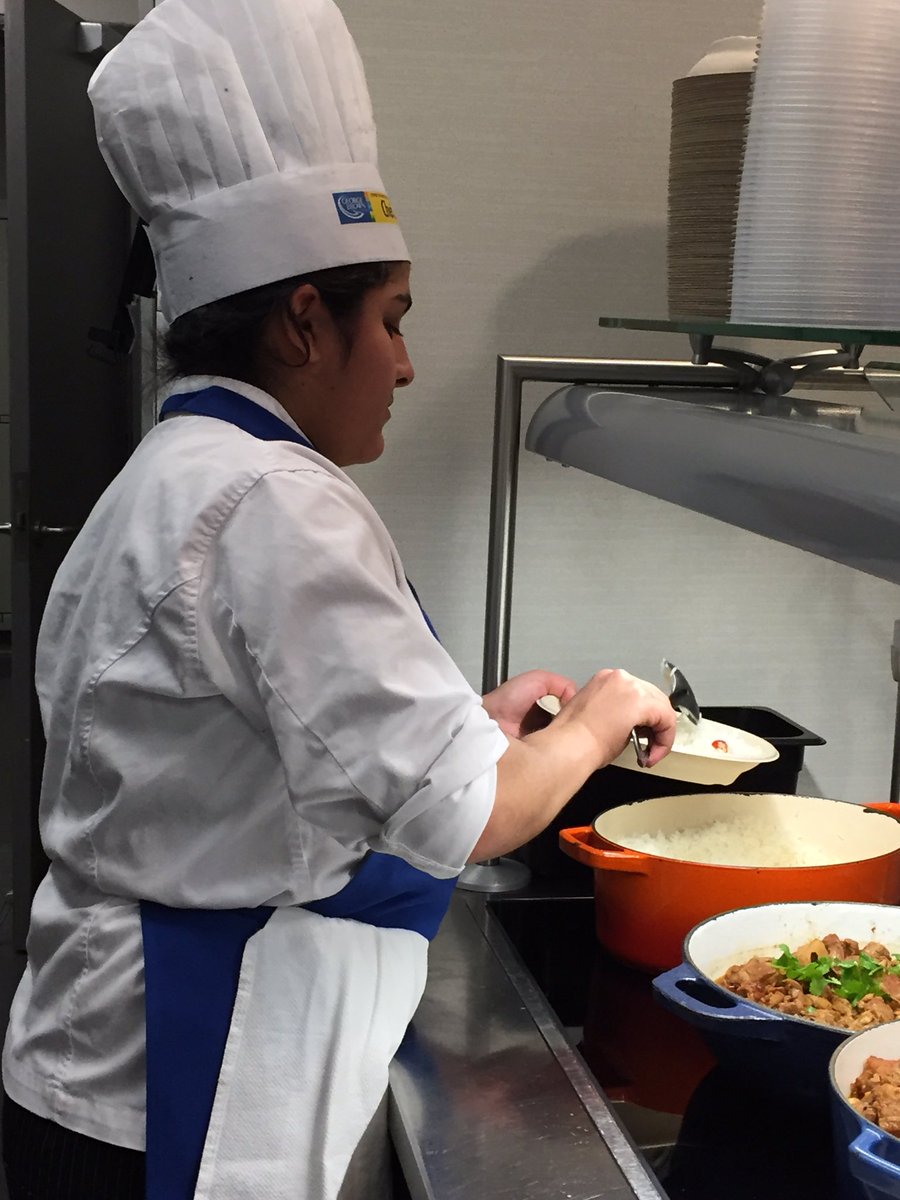 GBCFIRSt's tweet photo. #GBCcafe offers a variety of meat and vegetarian options. Check it out at 300 Adelaide St. E #culinaryschool #eatlocal #chefstobe #GBC https://t.co/9Ai8ptO4vi