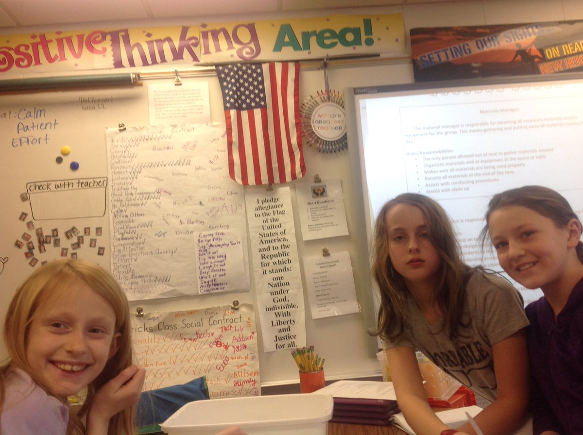 DavisKids2018's tweet image. Oil cleanup challenge #nevadacubpride #awesomescience