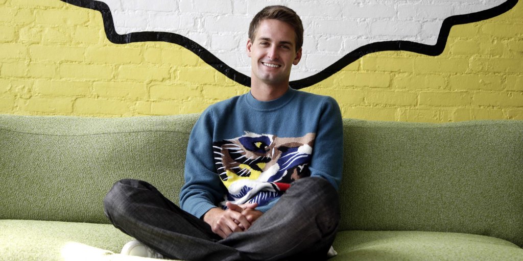 BusinessInsider's tweet photo. IT'S OFFICIAL: Snap just filed for its IPO https://t.co/vybiSz1xaf https://t.co/tiRYSm3FIT