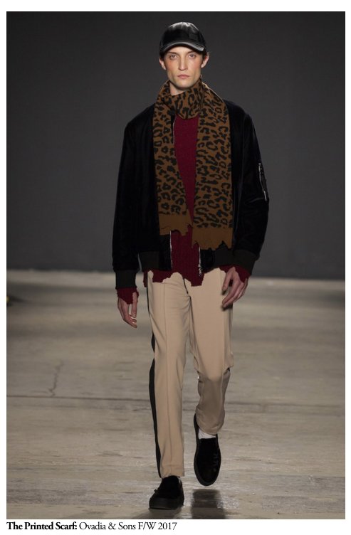 BindyaNY's tweet photo. Loving this #scarf from this @OvadiaandSons look at #NYFWM! #BindyaNY #NYC #NYFW17 #NYFW #ss17 https://t.co/zvxwXDqnGm