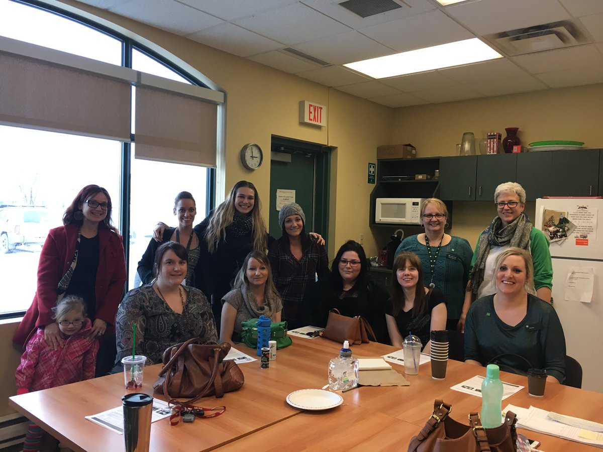 miranda8836's tweet photo. Celebrating #legendary in Grande Prairie. @ToddLinnen_TD @LagaceJason @BrianGervais_TD https://t.co/TNfbSLgdQQ