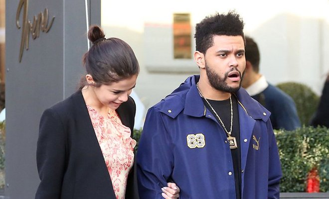 VivaGlamMag's tweet photo. Selena Gomez + The Weeknd? We <3 it!
https://t.co/g7um8BLPHU
#selenagomez #theweeknd #vilshenko #theweeknd #celebritycouple #celebrityvacay https://t.co/Un92CaQiOG