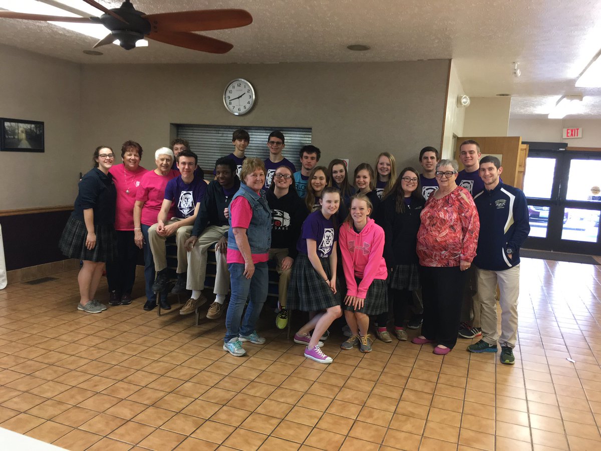 StCeciliaHouse's tweet photo. Awesome service day today! Thank you for having us today Troy Senior Center. https://t.co/1eAj4z7BzL