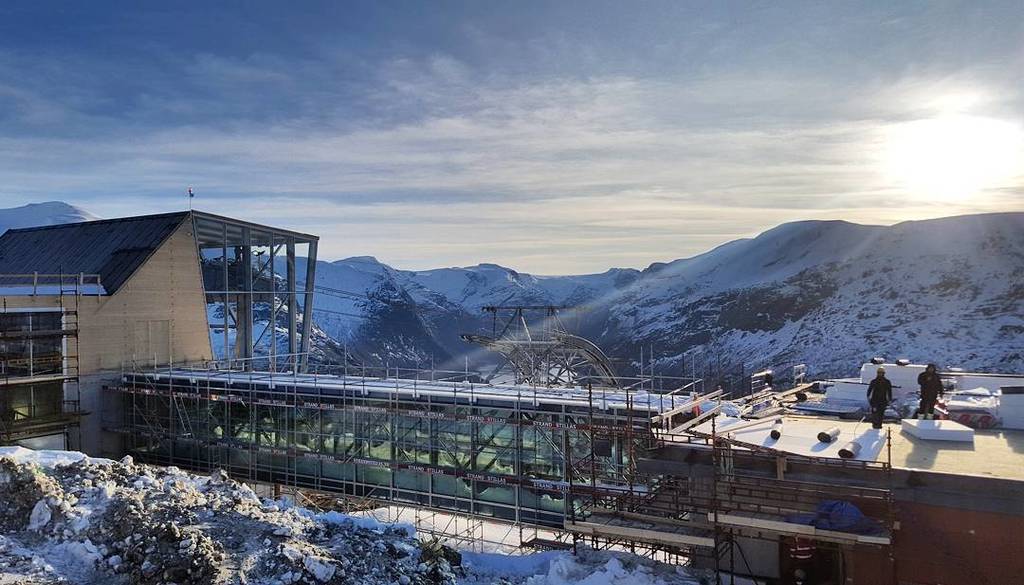 LoenSkylift's tweet photo. 🛠 #HovenLoen #Loen #Stryn #Nordfjord #visitnorway #fjordnorway #cablecar #Garaventa #Doppe… https://t.co/Ux6XQB0jOv https://t.co/UYrhSOSqNQ