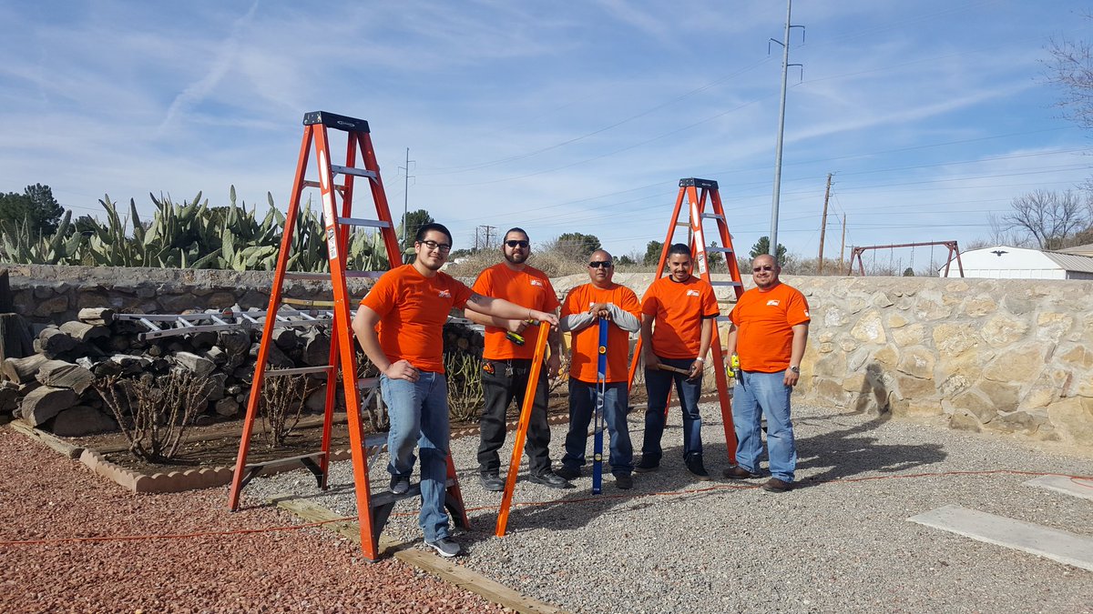 raul060376's tweet photo. Team Depot Las Cruces taking care of our community and our Veterans!!!! https://t.co/upk6IX9lIZ