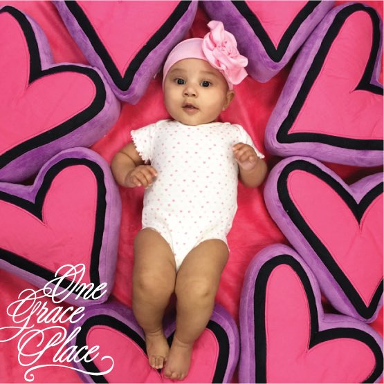 OneGracePlace's tweet photo. 💖💕💖 Love is in the air! 💖💕💖
Our valentine to you is 25% OFF all our 💕 items: bed sets,💗pillows, &amp; more! https://t.co/uD755Tnb86 - Sale Page! https://t.co/UURSqzRobs