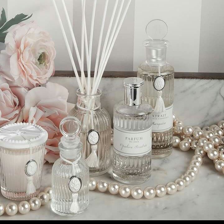 Hegomor_Coin's tweet photo. La prestigiosa firma francesa Mathilde M. llega a Hegomor Decoracion, con fragancias para nuestros hogares. https://t.co/u9QSbZEH1K