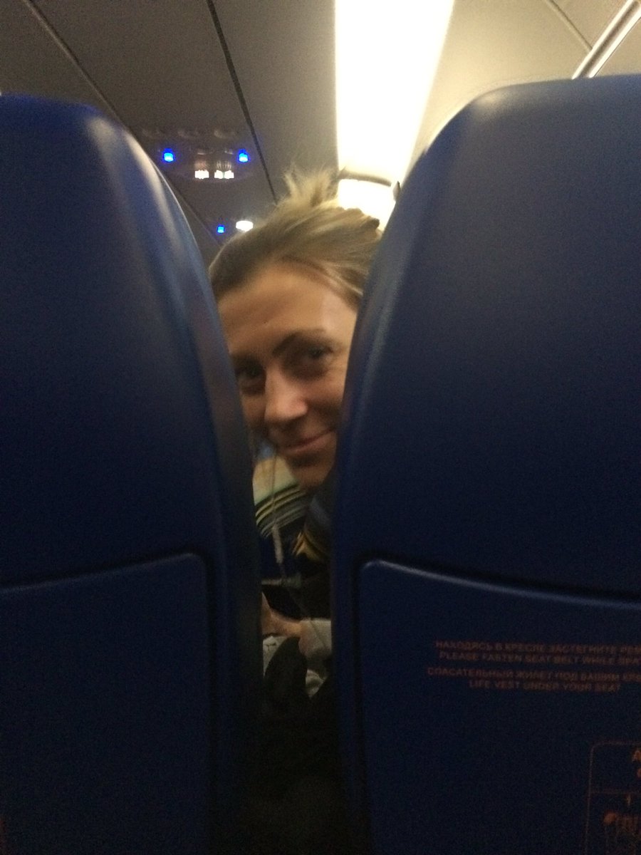 Hemma mitt i natta igår - flyga mitt i natta idag. Lillen är klar!  <a href="/NathalieHagman/">Nathalie Hagman</a> 🇷🇺#ehfcup #nfh