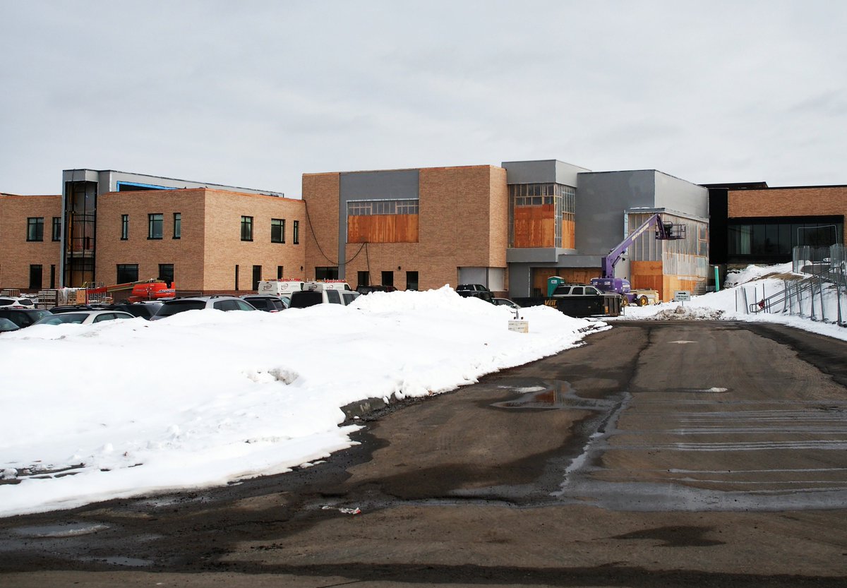 edinaschools's tweet photo. Exterior and interior of the new EHS entrance! #EPSConstruction https://t.co/uRZO6HNgsO