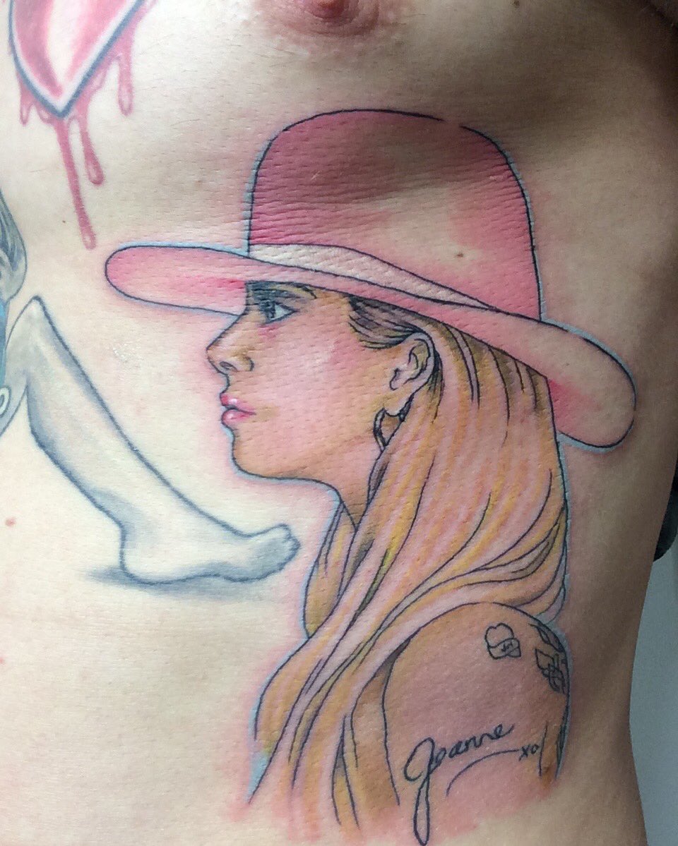 Dlisted | Lady Gaga's Fiancé Got A Tattoo Of Her Face