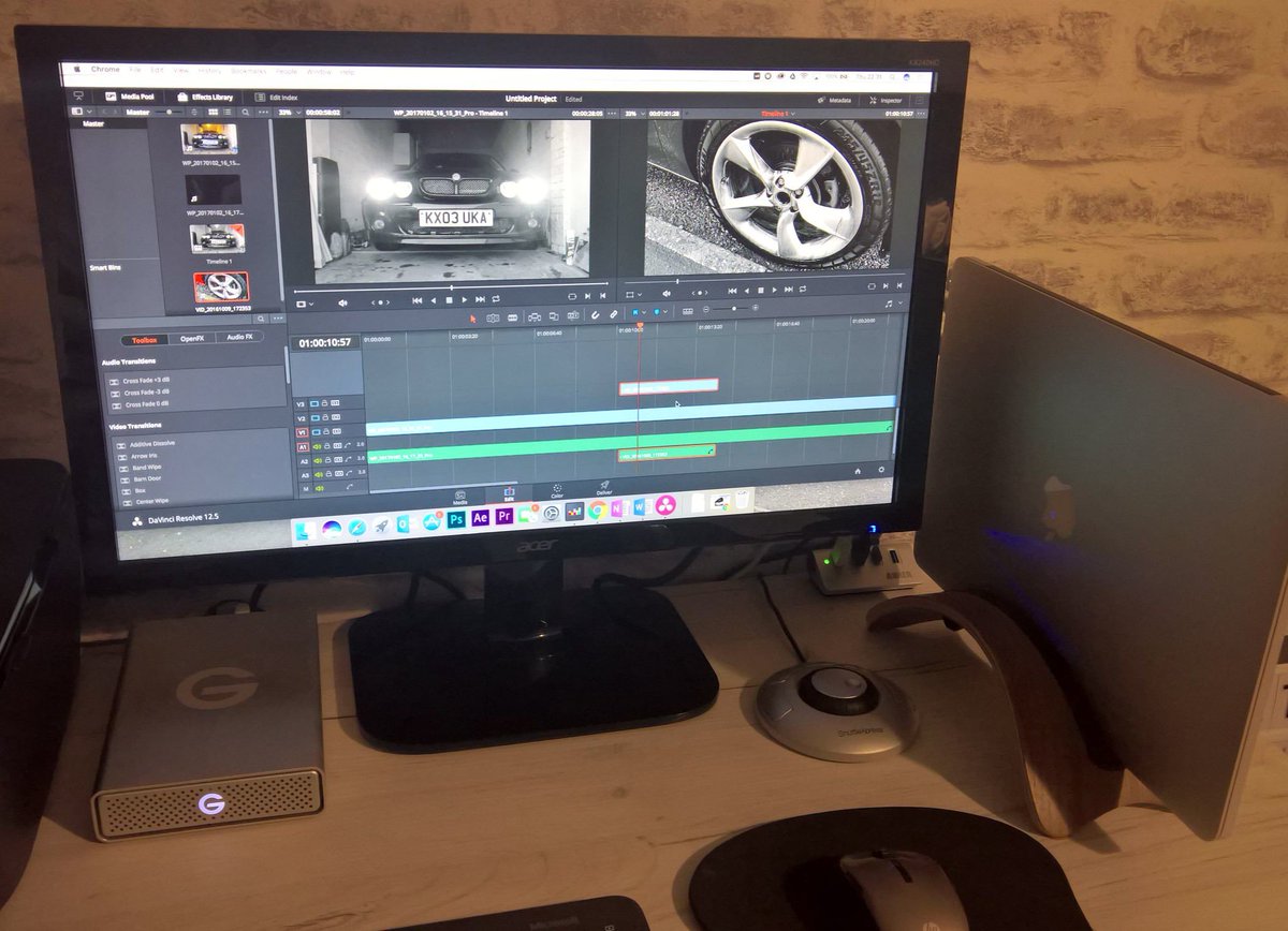JackBukin's tweet photo. Bit o' #PostProduction on the home setup! 🎥🎬 #DavinciResolve #MacBookPro https://t.co/O7w2yggqju