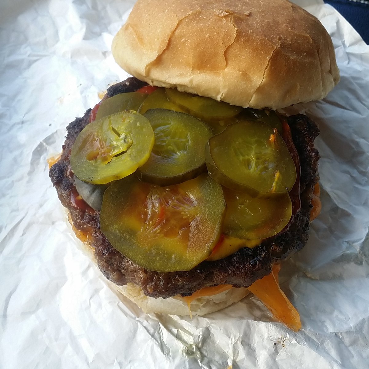 LakeviewBurger's tweet photo. Is it possible to have too many pickles on a Burger? https://t.co/cXRy10gBHQ