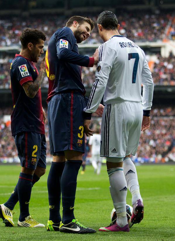  Happy birthday Gerard Piqué          