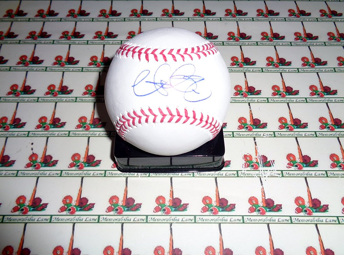 MemorabiliaLane's tweet photo. RETWEET chance WIN SIGNED MATT GARZA BALL 
NEW ONLINE STORE OPEN https://t.co/lwBaL9k0rD @MLB @FansAuthentic @steinersports @BREWERS @CUBS https://t.co/ITkKN3SOXB