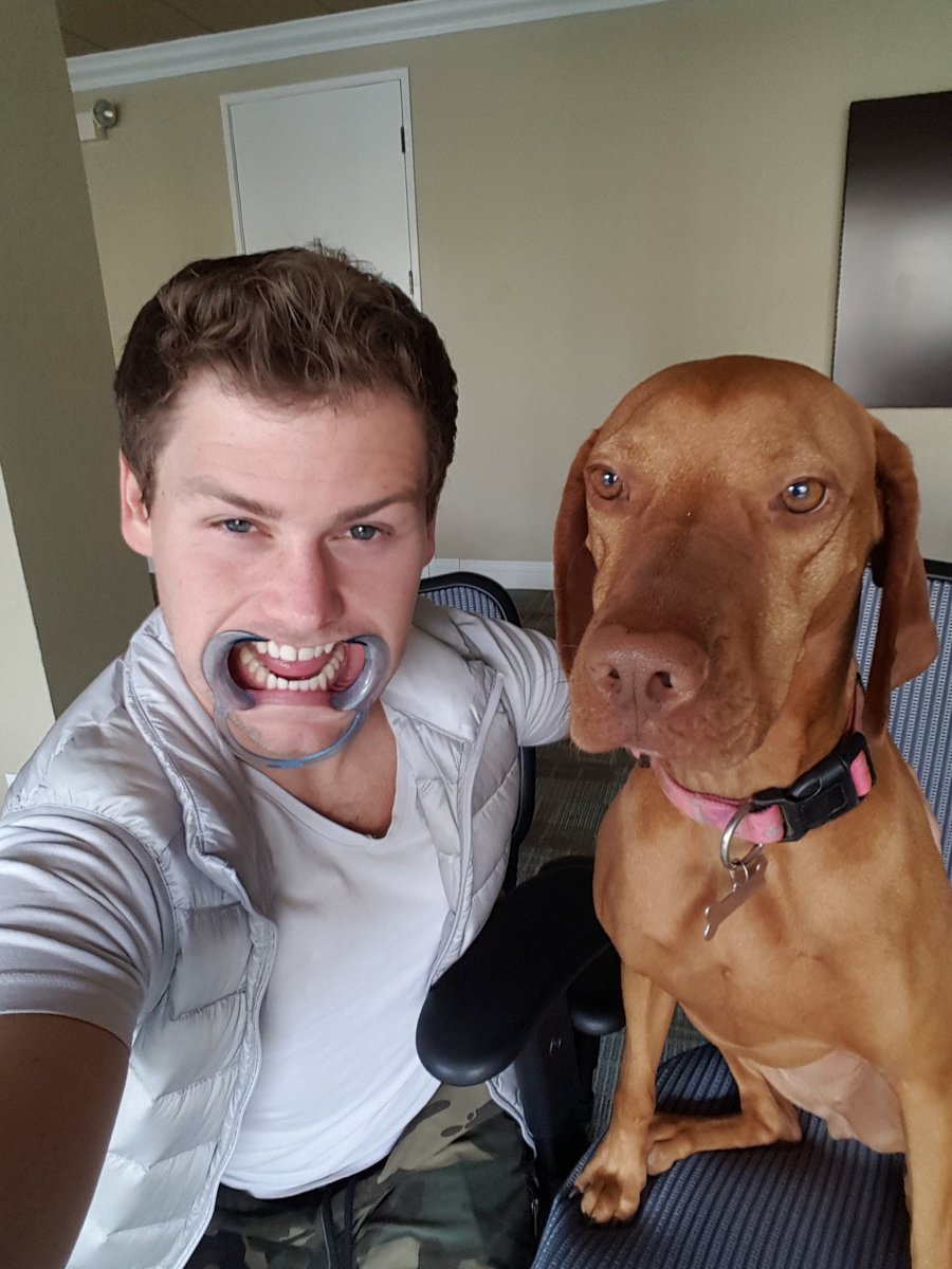 Drew Lynch (TheDrewLynch) Twitter