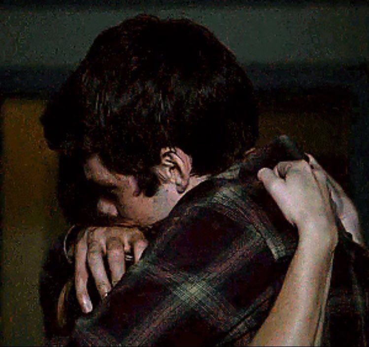 alice_vern's tweet photo. Лучшие объятия в моей жизни 😍 #StydiaForLife https://t.co/t9H9H1v5fM