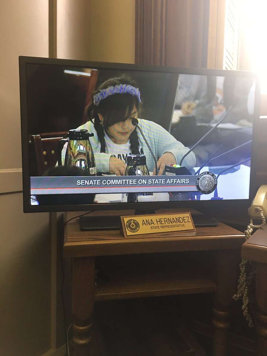 This is #power an 11 year old testifies before the senate committee #heretostay #unafraid #poder #txlege #stopsb4