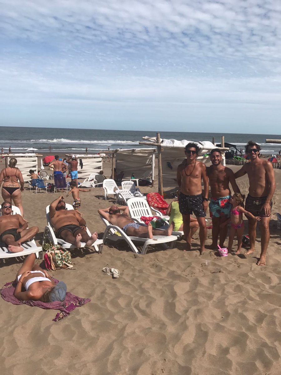 yaguimxd's tweet photo. En @KOPHIPHILAPLAYA seguimos disfrutando el Verano! https://t.co/fHtyoFF2D1