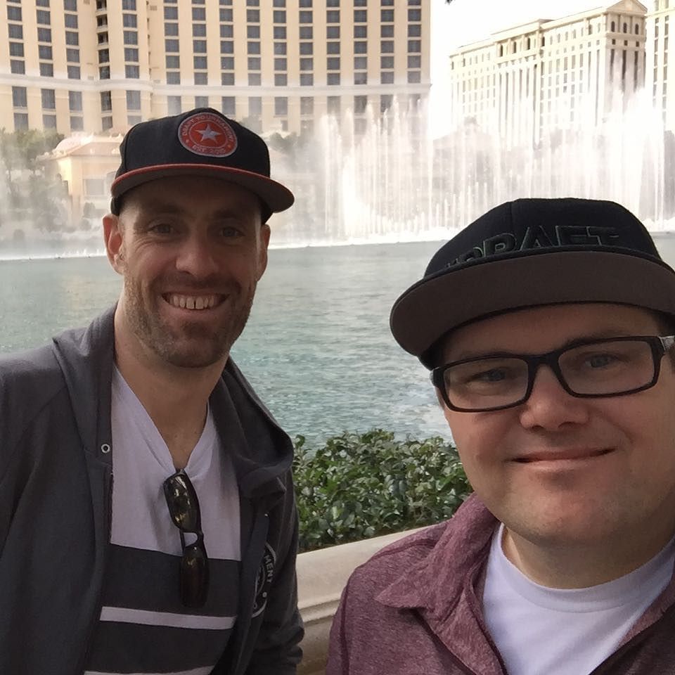 beerleaguetalk's tweet photo. @cab5ive and @thenickerjones enjoying a romantic water show at @bellagio! #hockeybros #hockey #hockeyfam #stickbutt… https://t.co/V0erWMcBh6