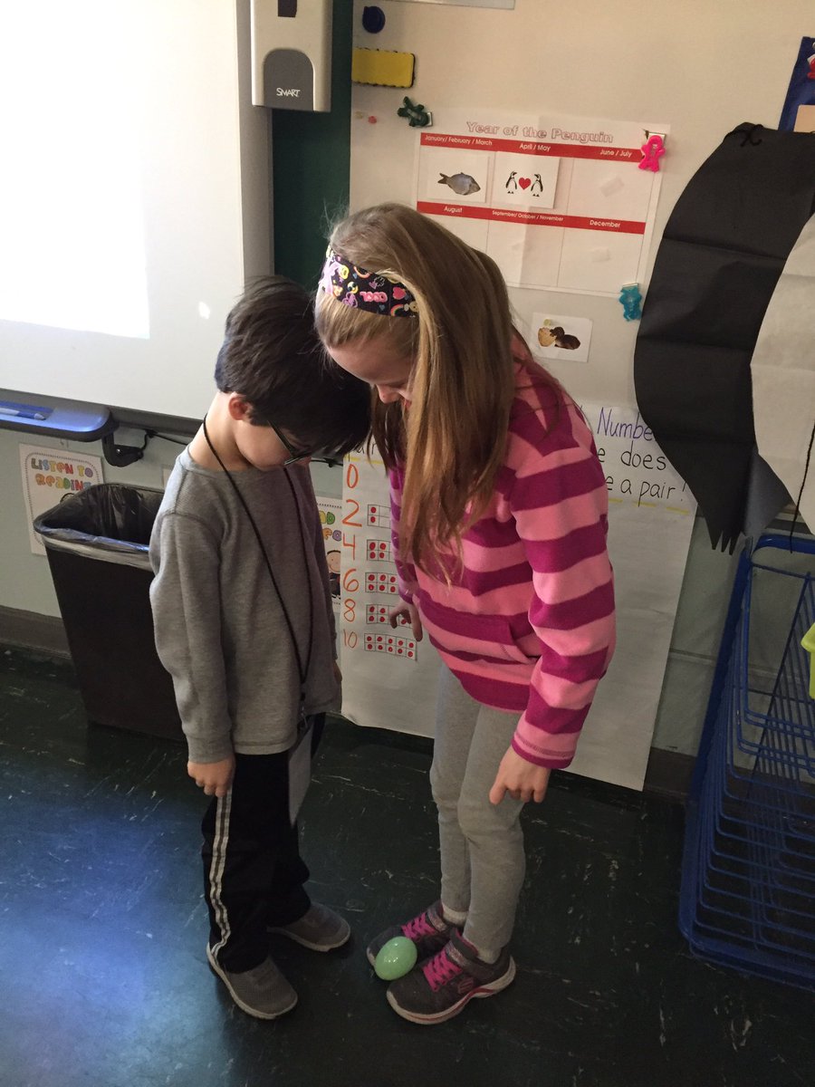 MrsKLaura's tweet photo. Having fun learning about Penguins 🐧with the Columbus Zoo during our Video Conference! 🐧🐧🐧🐧🐧🐧 https://t.co/sT2mxPhZ5M