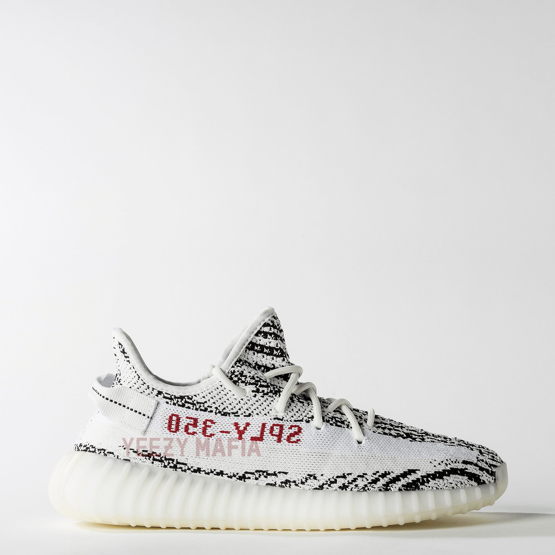 YEEZY MAFIA on X: "YEEZY BOOST 350 V2 "Zebra" Official Pics 25th February  #MafiaSZN RT https://t.co/c7gIHLb4uM" / X