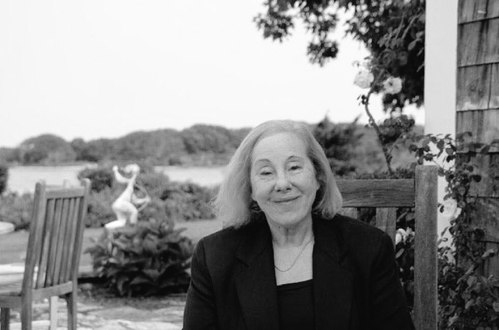 ValaAfshar's tweet photo. 6 ways to drive change:

1 Show up
2 Speak up
3 Look up
4 Team up
5 Don't give up
6 Lift others up —@RosabethKanter https://t.co/Gsme80FPTm